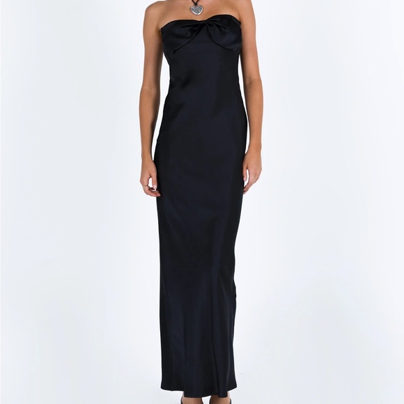Kesy Bow Tie Maxi Dress - Picture 3 of 10